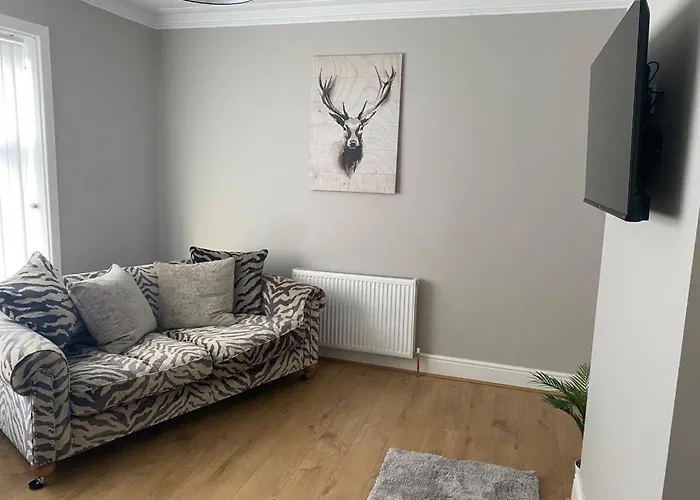 Amazing Two Bedroom Apartment - Sr